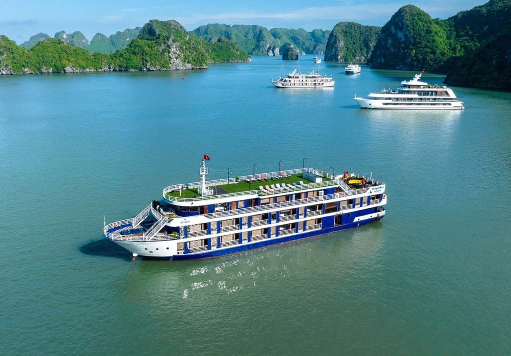 The 10 Best Halong Bay Cruise Experiences